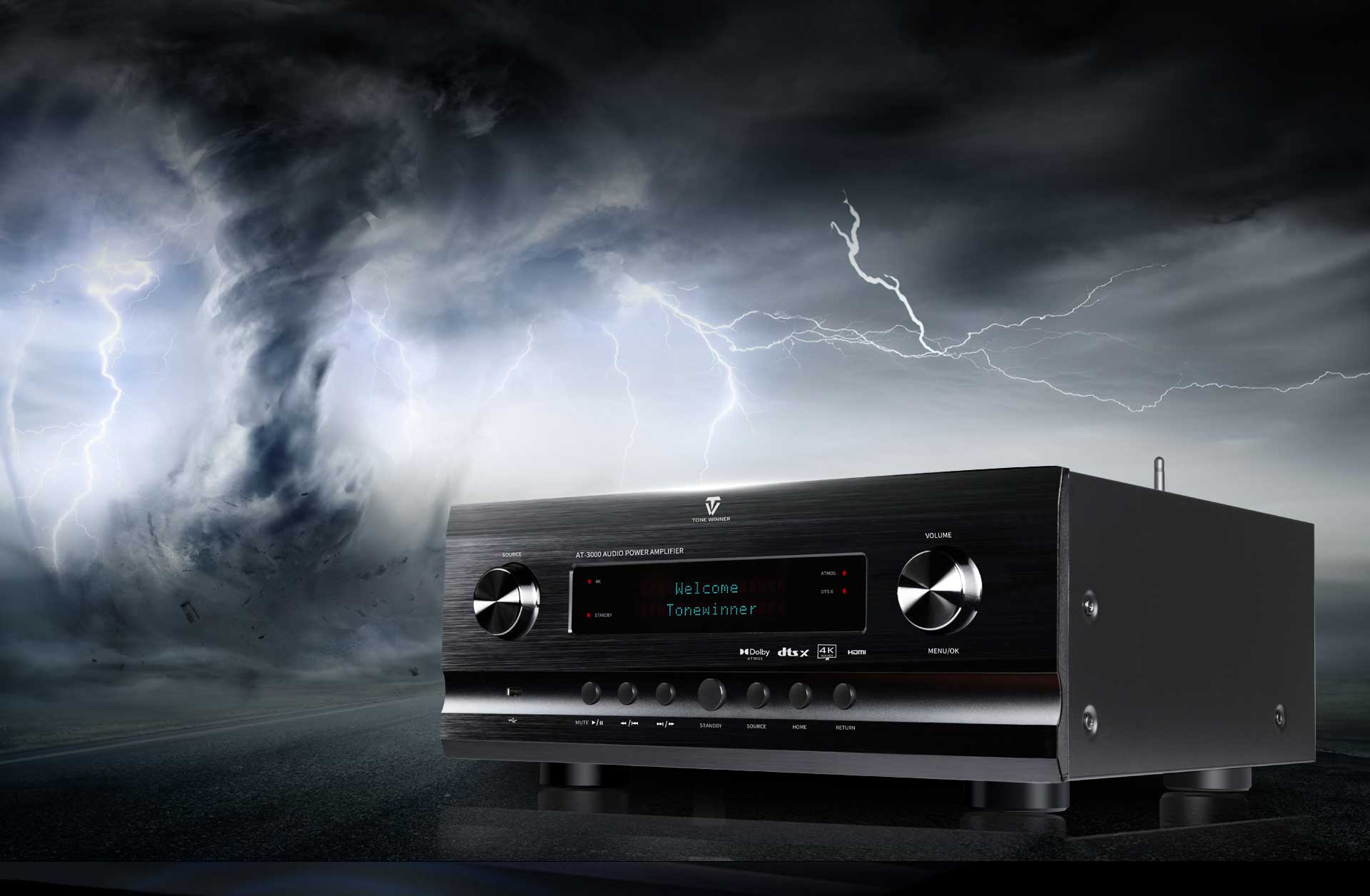 Come si comporta il modello di punta Tonewinner in termini di suono panoramico?